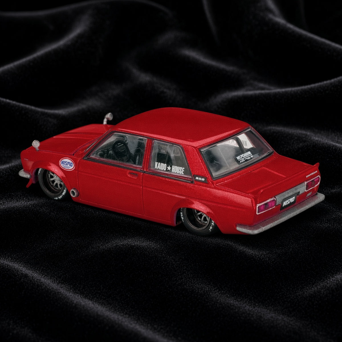 Mini GT - Datsun 510 Street Nismo V3 1969 (1:64)