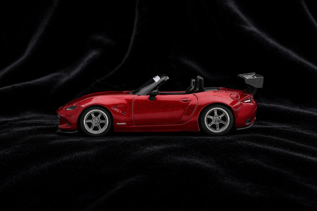Mini GT – Mazda Miata MX-5 Pandem (LHD) 2015 (1:64)