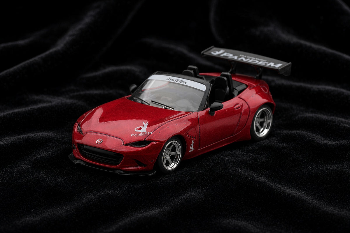 Mini GT – Mazda Miata MX-5 Pandem (LHD) 2015 (1:64)
