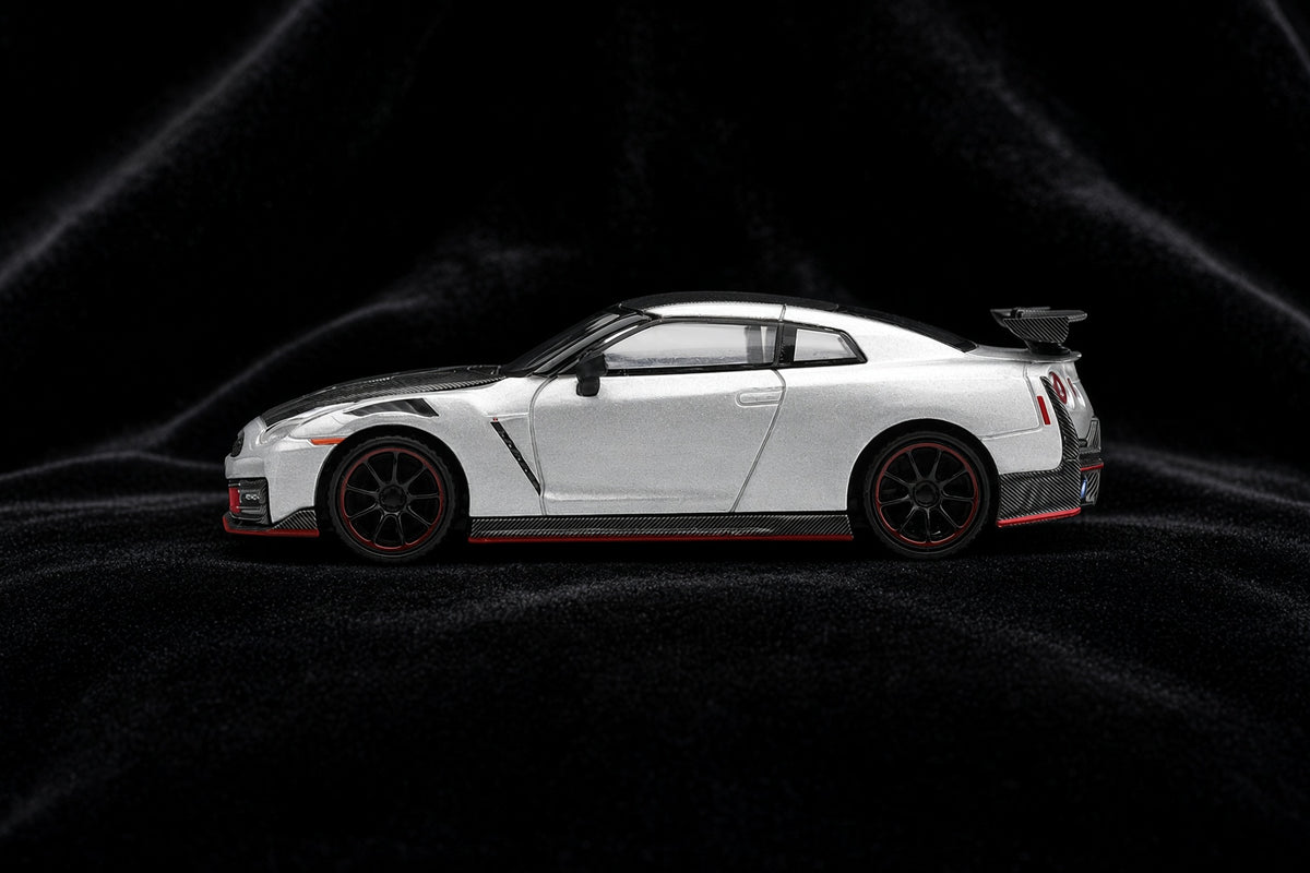 Mini GT – Nissan GT-R (R35) Nismo Coupe (LHD) 2024 (1:64)