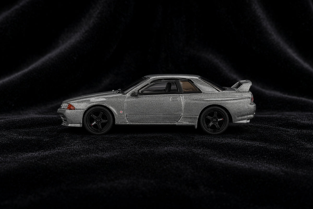 Mini GT –  Nissan Skyline GT-R (BNR32) 1992 Nismo – Grey (1:64)