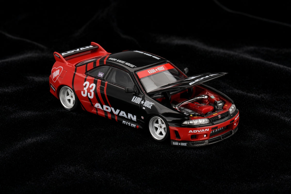 Mini GT – Nissan Skyline GT-R (R33) 1995 Kaido Works ADVAN - Kaido House – Red Black (1:64)
